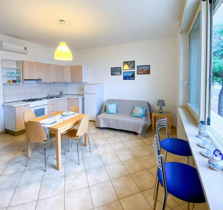 Appartamento Incantevole Affacciato Sul Mare. Porto Cesareo Exterior foto